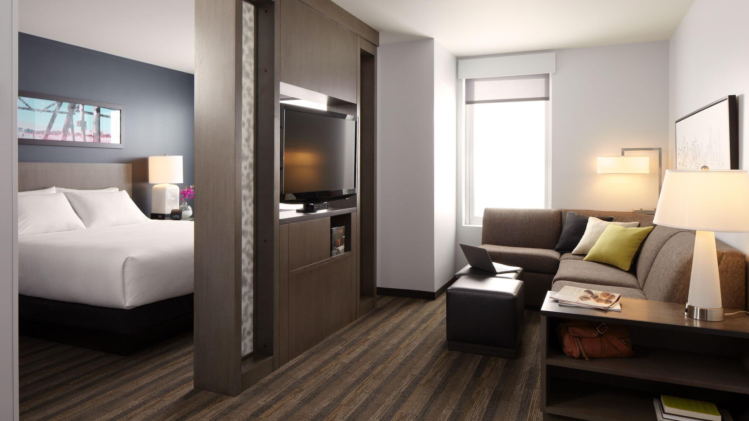 Hyatt House 3*